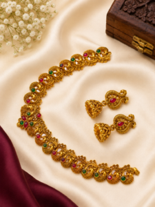 Beautiful Traditional Gold-Plated Necklace Set