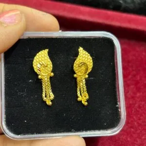 Elegant Gold-Plated Paisley Chain Earrings ✨