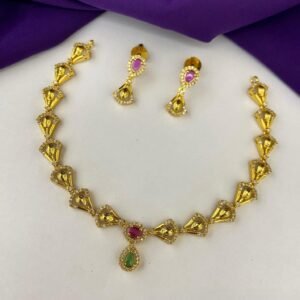 Elegant Gold-Tone Necklace & Earrings Set
