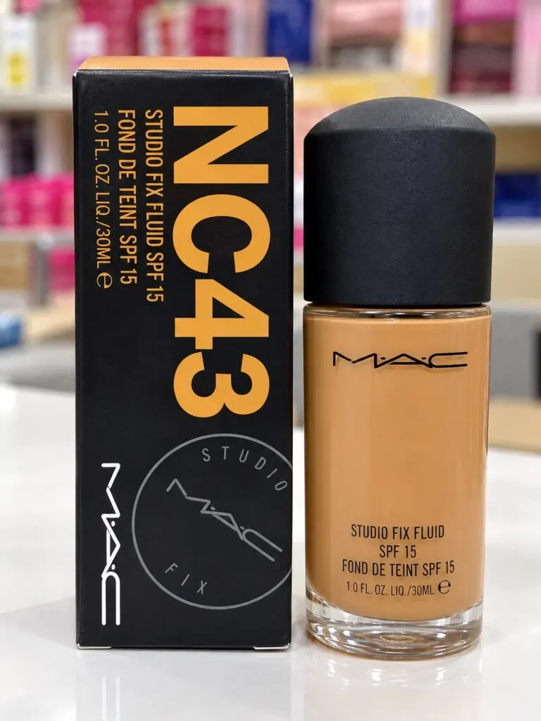 MAC Studio Fix Fluid SPF 15
