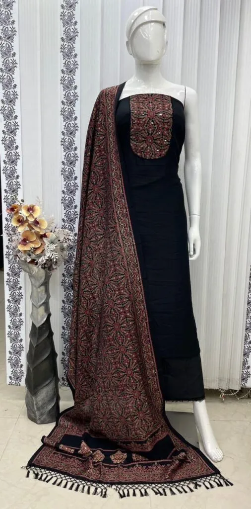 Vichitra Silk Neck Ajrak Print
