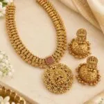 Necklace with Earrings - image 3