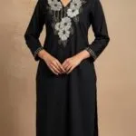 Embroidered Kurthi - image 4